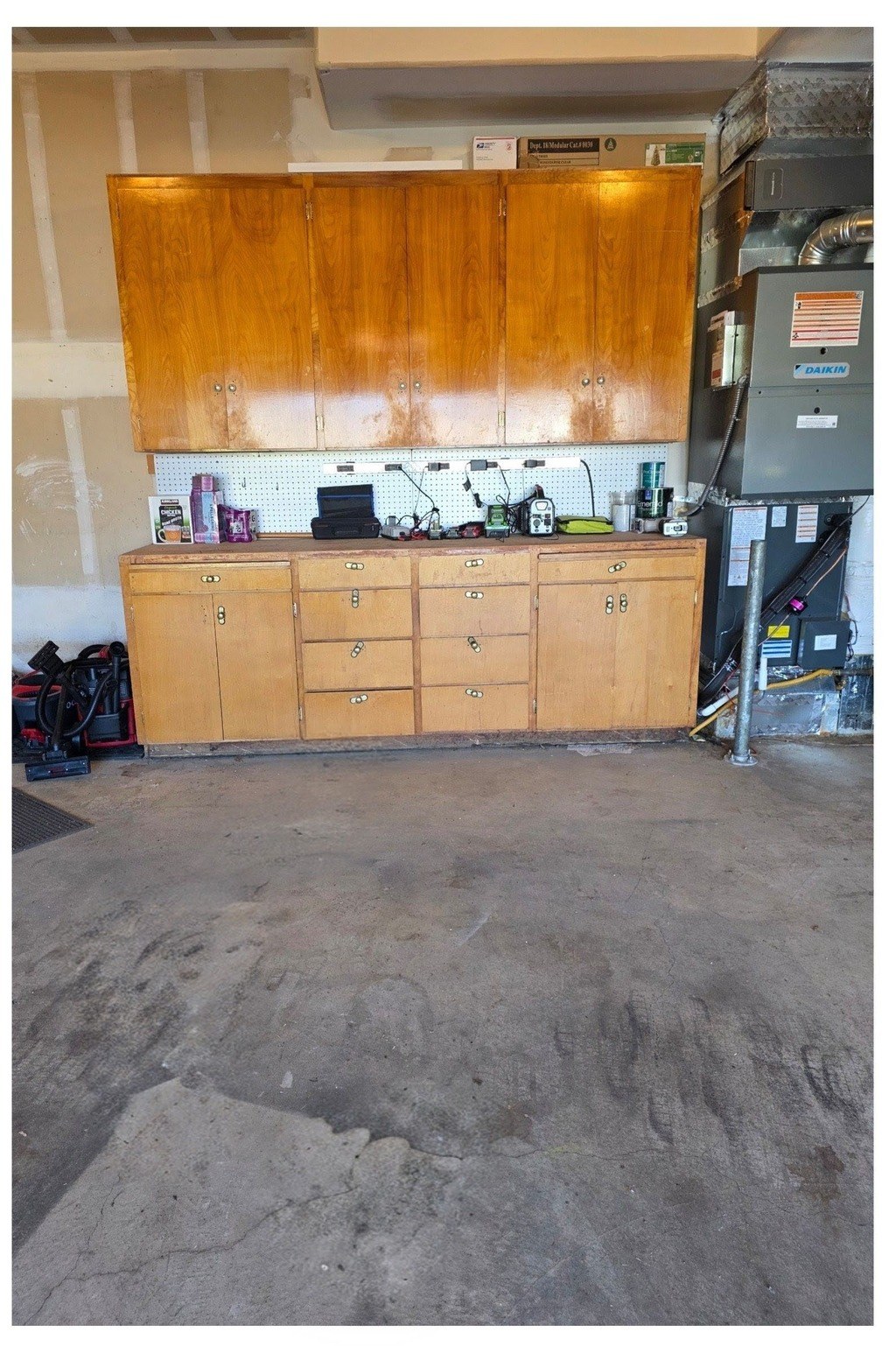 Workshop cabinets garage flip — after